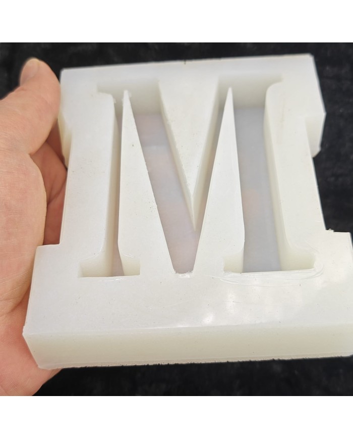 M Harfi Epoksi Beton Mum Kalıp - L Boy