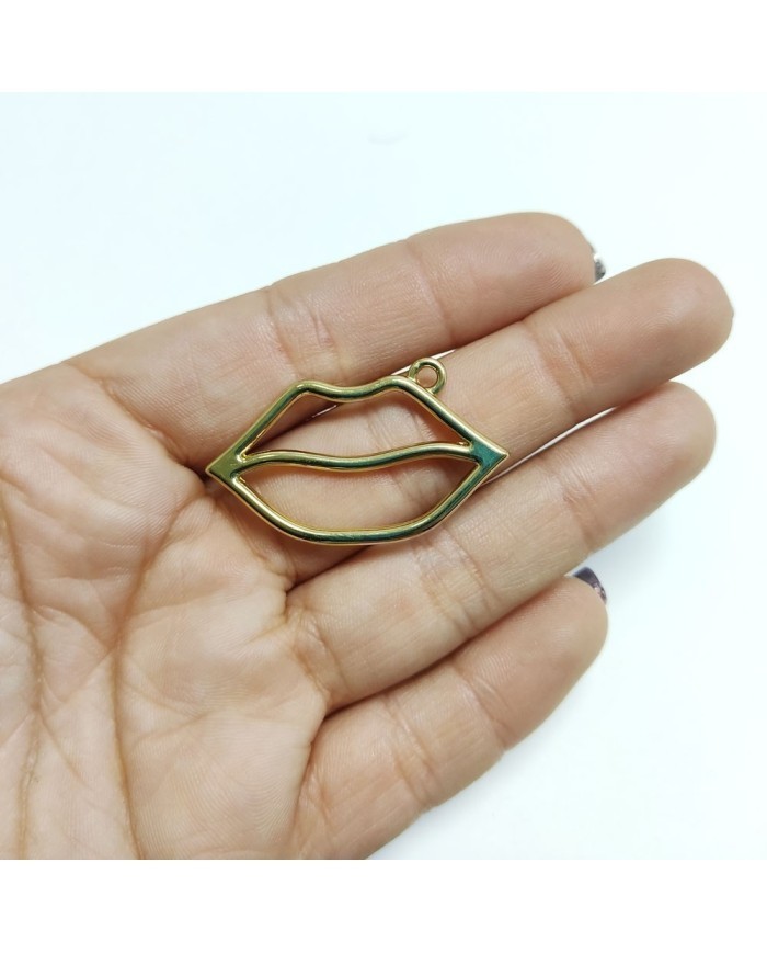 Metal Kolye Ucu- Dudak Figürü Model Adet Seçiniz 25 Metal Kolye Ucu- Dudak Figürü Model Adet Seçiniz 25